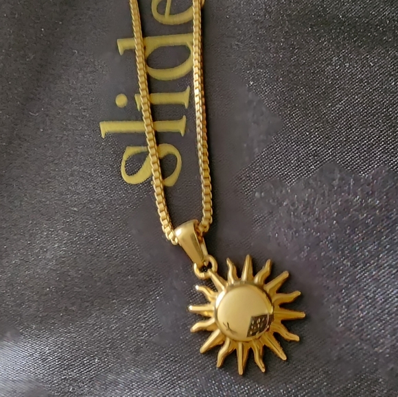 Slide Jewelry Stainless Steel. Gold Boxchain Necklace W Sunburst NIB - Picture 4 of 7